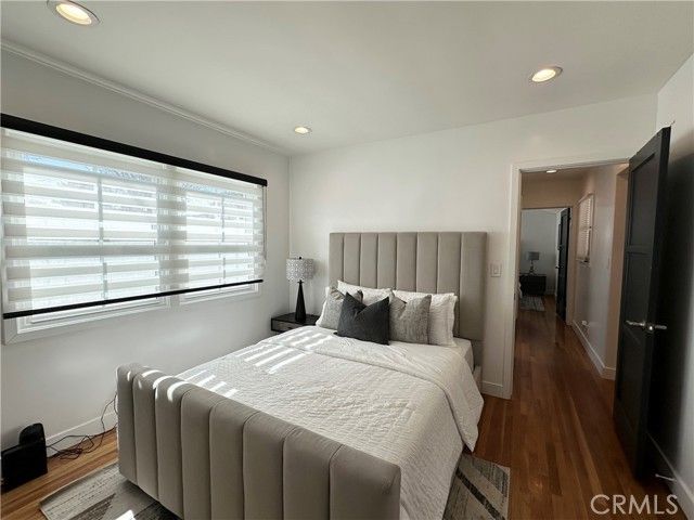 5301 Ethel Avenue, Sherman Oaks, CA 91401