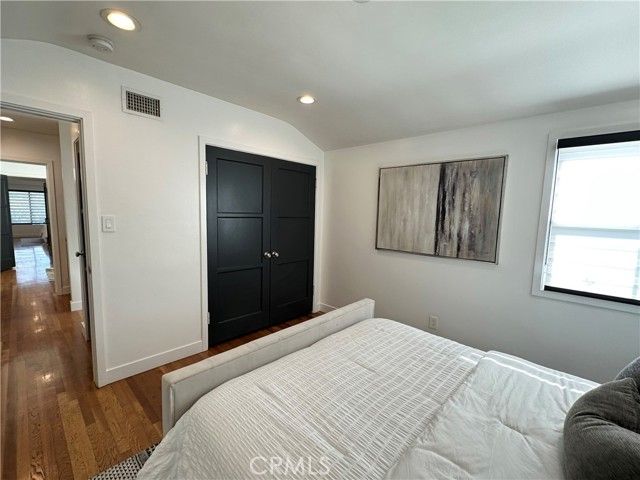 5301 Ethel Avenue, Sherman Oaks, CA 91401