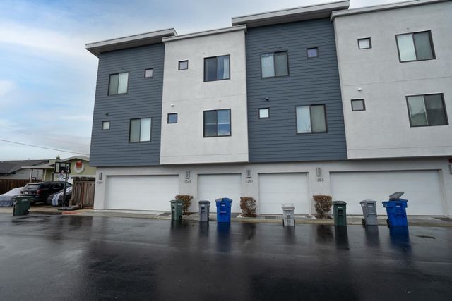 1249 Edgewood Way, South San Francisco, CA 94080