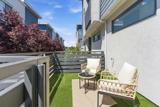 1249 Edgewood Way, South San Francisco, CA 94080