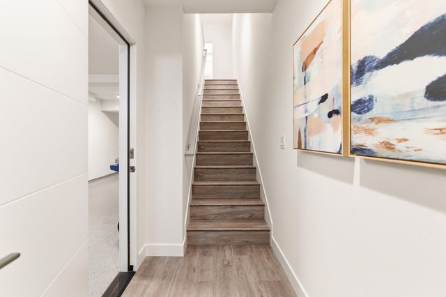 1249 Edgewood Way, South San Francisco, CA 94080