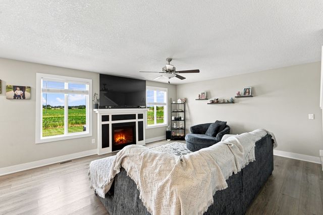 108 13th Street NW, Bondurant, IA 50035