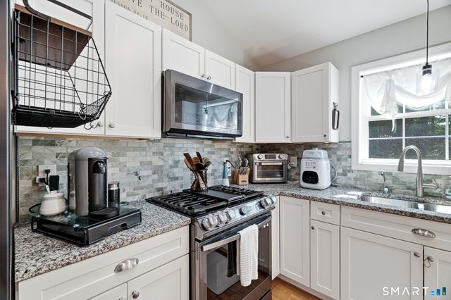 845 Old Colchester Road, Montville, CT 06370