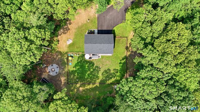 845 Old Colchester Road, Montville, CT 06370
