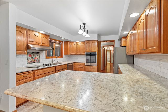 450 Wood Creek Drive, Lynden, WA 98264