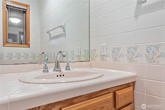 450 Wood Creek Drive, Lynden, WA 98264