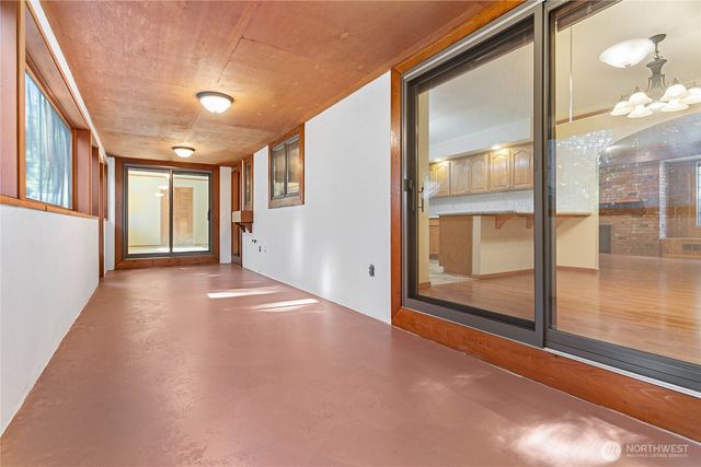 450 Wood Creek Drive, Lynden, WA 98264