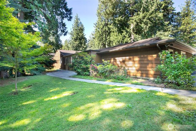 450 Wood Creek Drive, Lynden, WA 98264