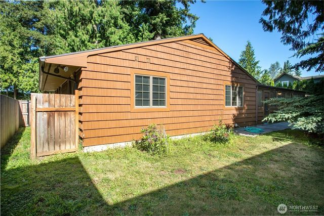 450 Wood Creek Drive, Lynden, WA 98264