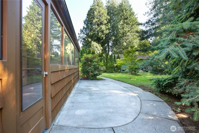 450 Wood Creek Drive, Lynden, WA 98264