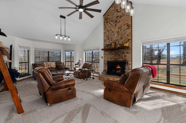 10698 N CR 173 N, Overton, TX 75684