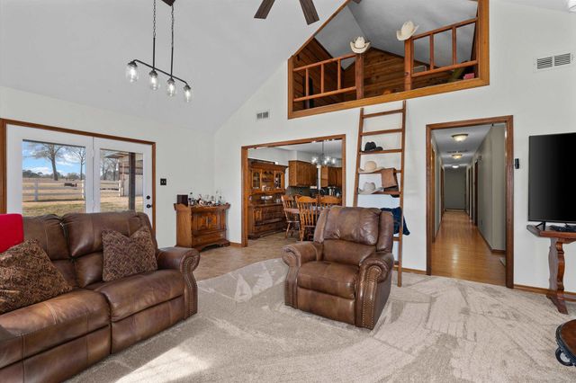 10698 N CR 173 N, Overton, TX 75684