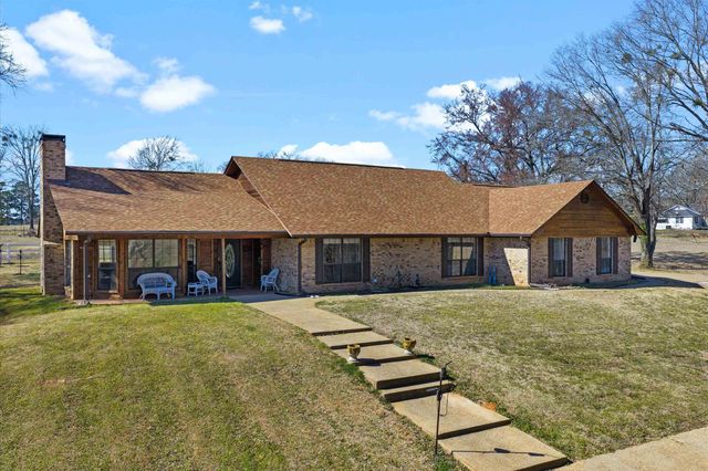 10698 N CR 173 N, Overton, TX 75684