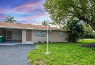 4004 12th ST N, Naples, FL 34103