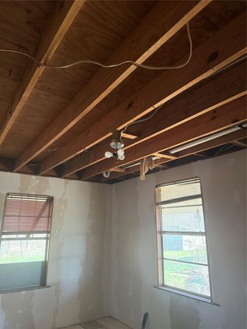 7738 Fm 331 Road, Bellville, TX 77418