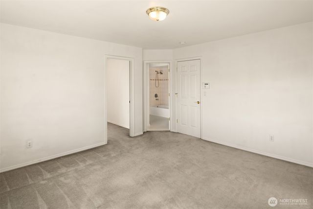 13809 SE 255th Place, Kent, WA 98042