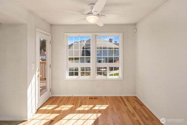 13809 SE 255th Place, Kent, WA 98042