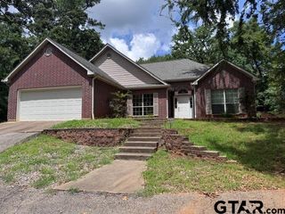 18710 Porsche Drive, Flint, TX 75762