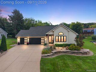 4955 Lakeview Boulevard, Independence Charter Township, MI 48348