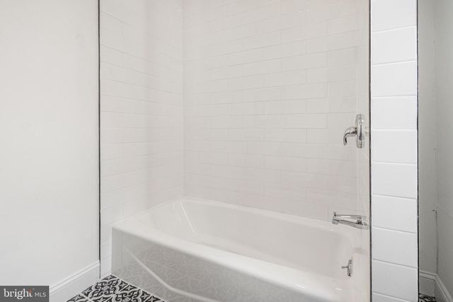 1426 S BROAD ST, Philadelphia, PA 19146