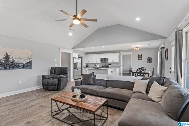 1653 COUNTY ROAD 44, Jemison, AL 35085