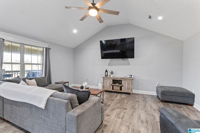 1653 COUNTY ROAD 44, Jemison, AL 35085