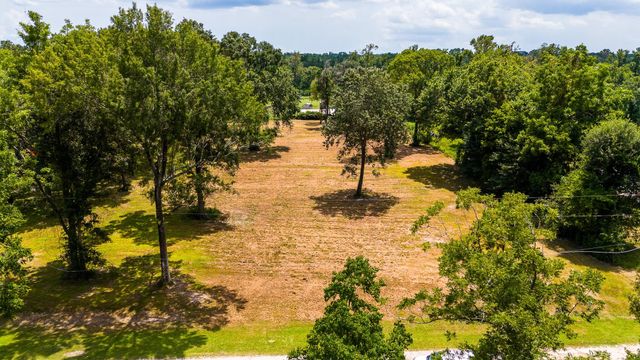 145 Private Road 456, Dayton, TX 77535