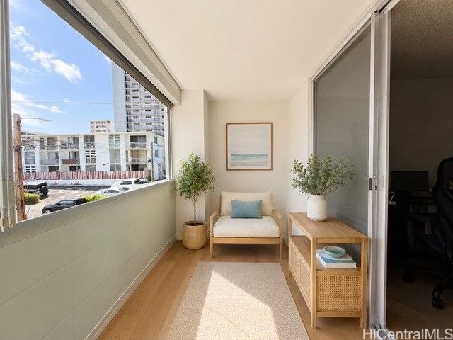 1718 Anapuni Street 205, Honolulu, HI 96822