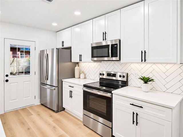 2246 Bonnybrook Way SW, Atlanta, GA 30311