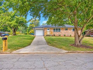 2246 Bonnybrook Way SW, Atlanta, GA 30311