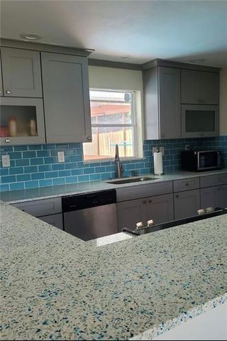 5620 SW 56th Street, Davie, FL 33314