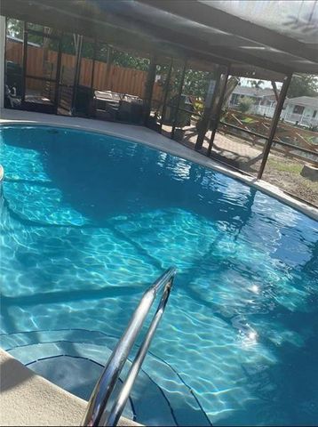 5620 SW 56th Street, Davie, FL 33314