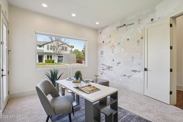 3225 E SELLS Drive, Phoenix, AZ 85018