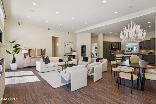 3225 E SELLS Drive, Phoenix, AZ 85018