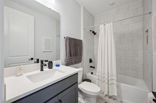 13557 MCMILLAN DRIVE, Orlando, FL 32827