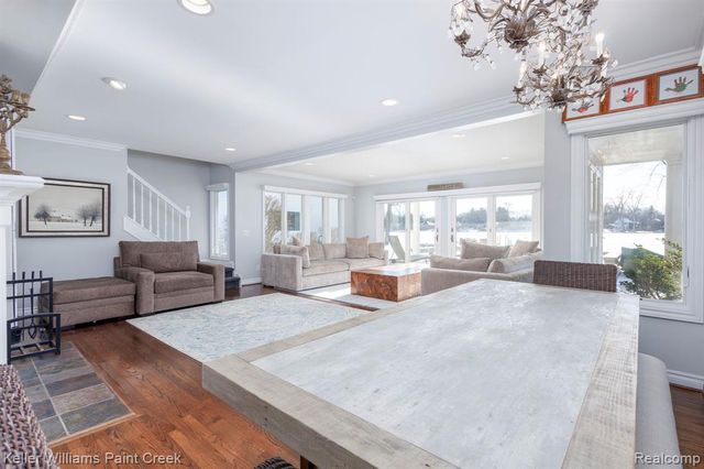 6847 Alden Drive, West Bloomfield, MI 48324