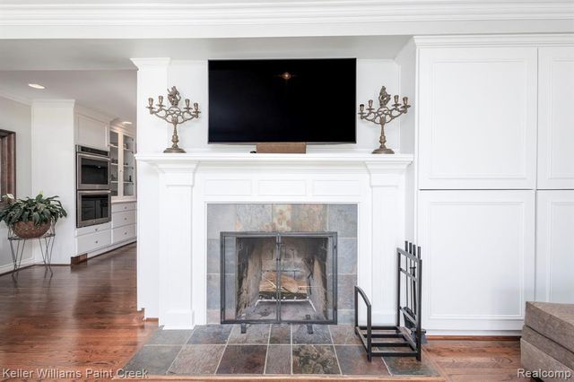 6847 Alden Drive, West Bloomfield, MI 48324