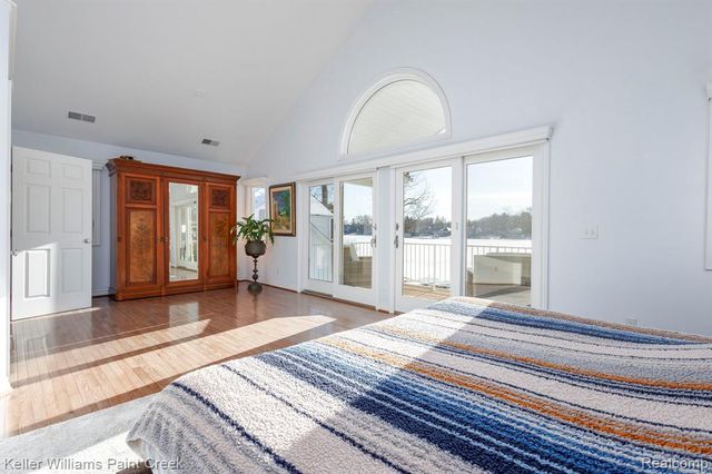 6847 Alden Drive, West Bloomfield, MI 48324