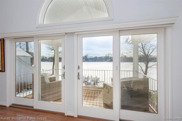 6847 Alden Drive, West Bloomfield, MI 48324