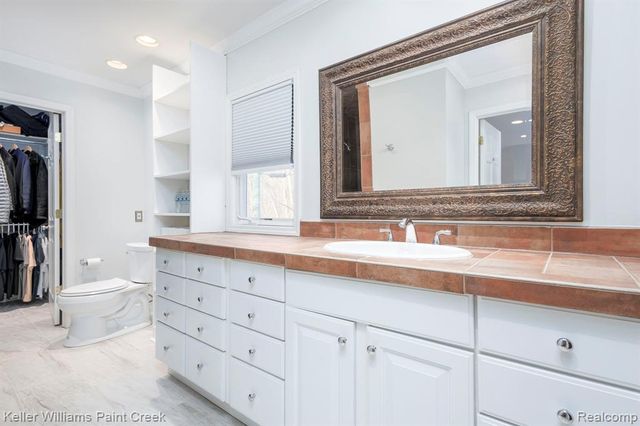 6847 Alden Drive, West Bloomfield, MI 48324