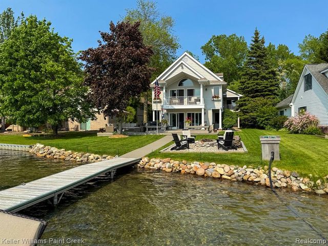 6847 Alden Drive, West Bloomfield, MI 48324