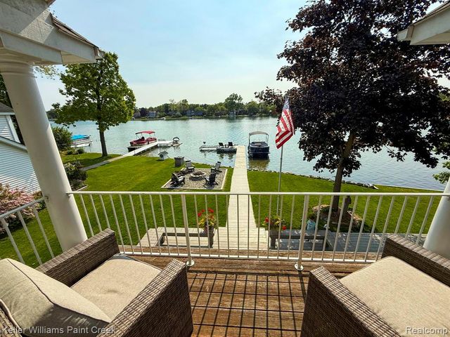 6847 Alden Drive, West Bloomfield, MI 48324