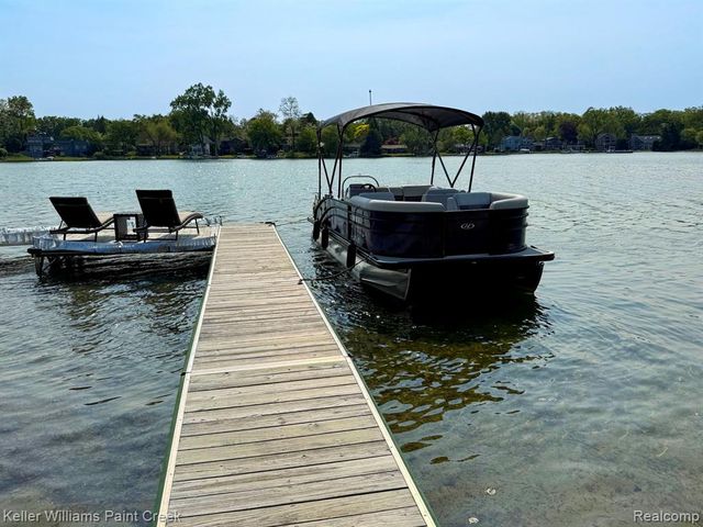 6847 Alden Drive, West Bloomfield, MI 48324