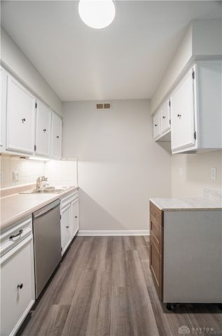 7815 N Main Street 15, Dayton, OH 45415