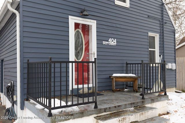 404 E Cherry Street, Mason, MI 48854