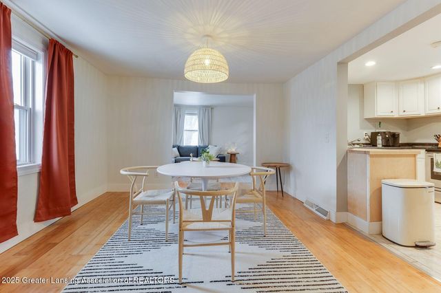 404 E Cherry Street, Mason, MI 48854