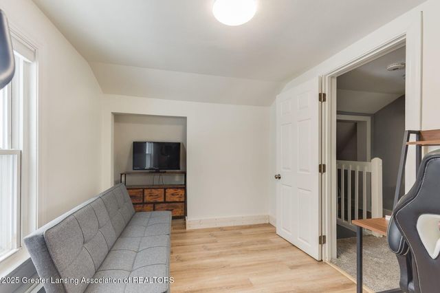 404 E Cherry Street, Mason, MI 48854