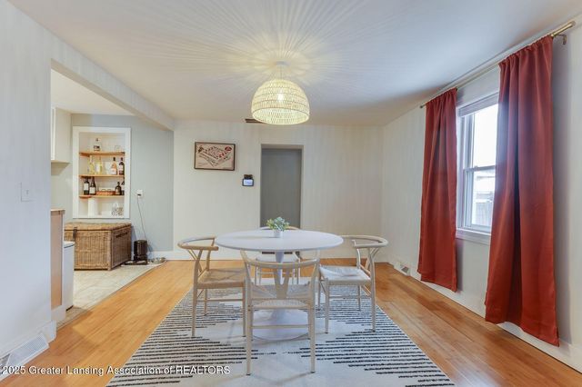 404 E Cherry Street, Mason, MI 48854