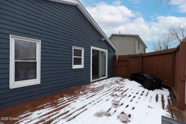 404 E Cherry Street, Mason, MI 48854