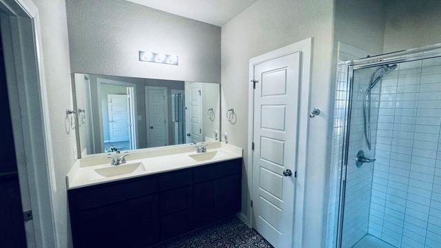 7932 Castelardo PL, Round Rock, TX 78665